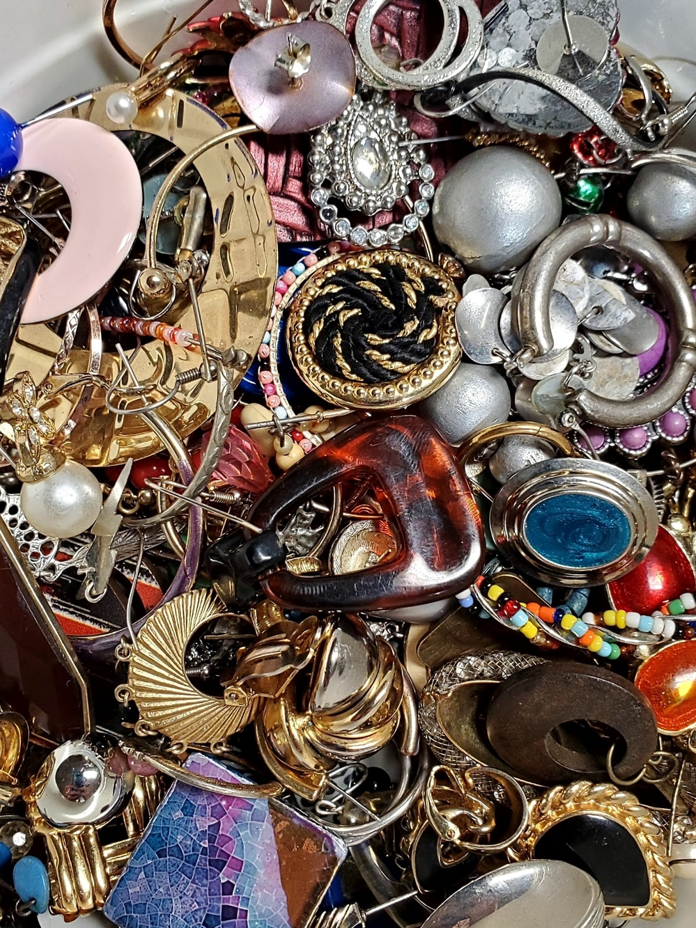 Single Earring Junk Jewelry Lot Craft Repurpose Reuse DIY